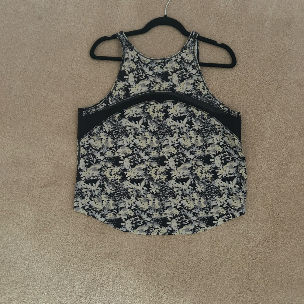 Lululemon sculpt tank-Size 10